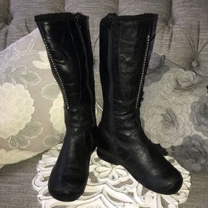 Keen women’s lined boots